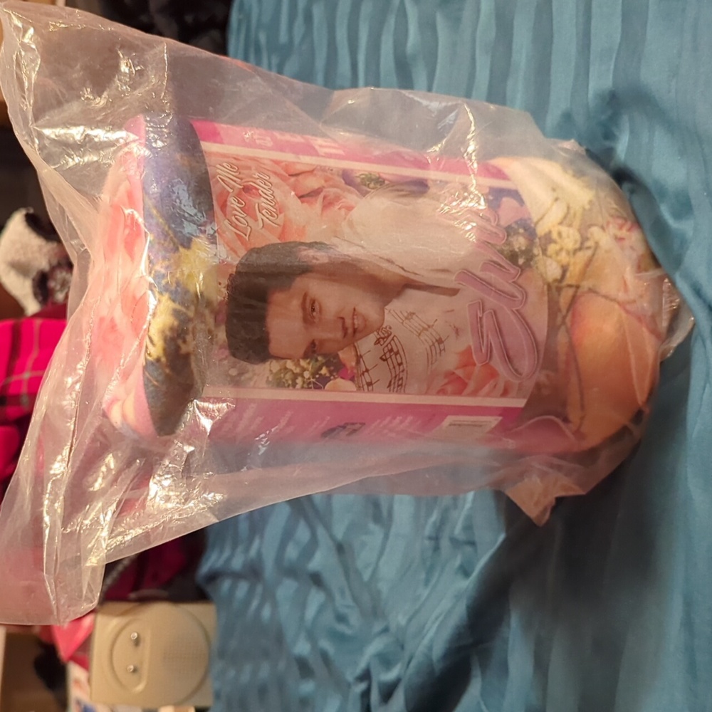 New Elvis Presley Love Me Tender Blanket